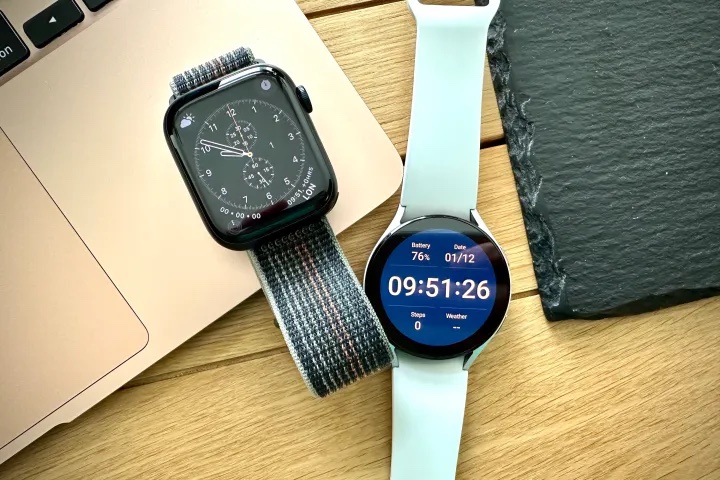 Smart Watches Image